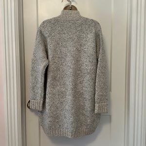 LINE SWEATER OATMEAL SIZE XS